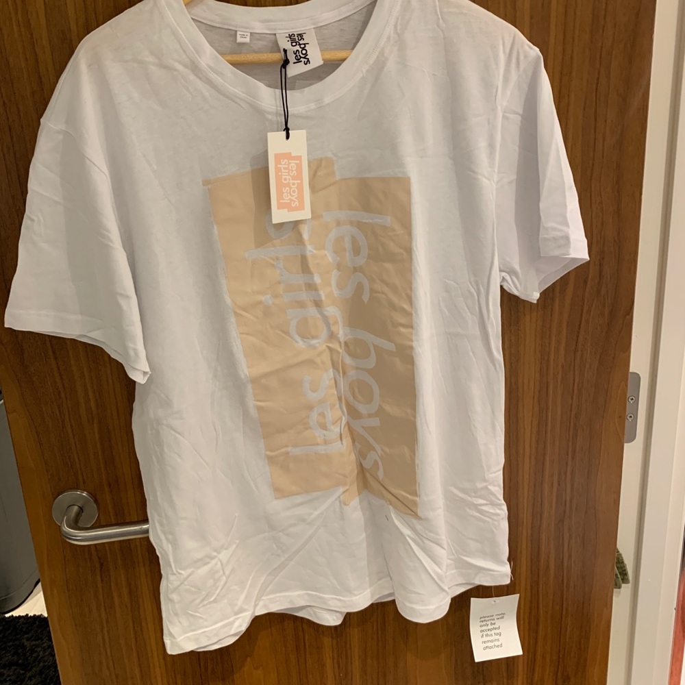 White T-shirt